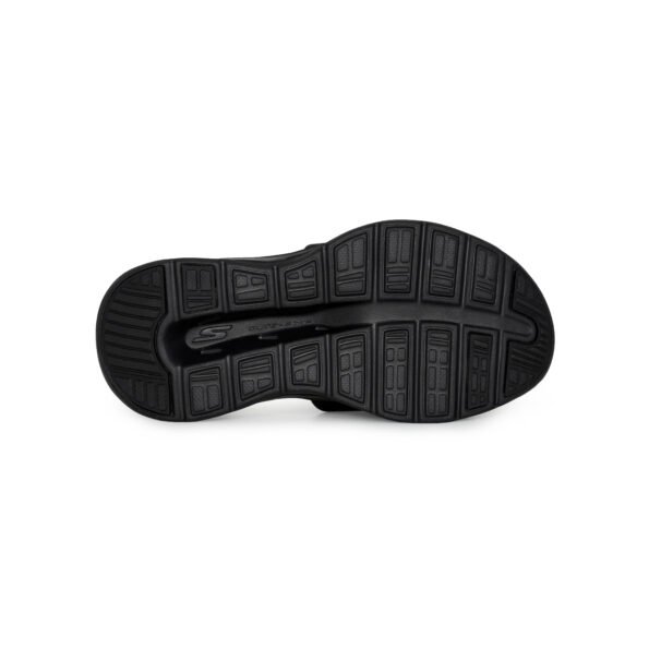229230-BLM cop2y